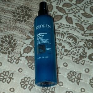 Redken Extreme Anti-snap Treatment.